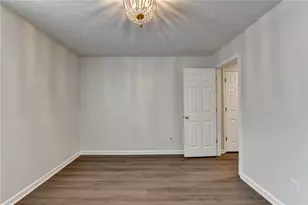 6670 Island Pointe Dr, Buford, GA 30518 - Photo 36