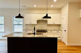 116 Valley View Dr, Maysville, GA 30558 - Photo 16