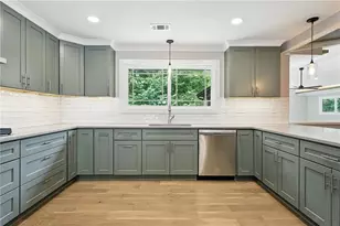 3909 Bellair Dr, Marietta, GA 30066 - Photo 14