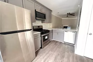 1019 Plantation Way, Kennesaw, GA 30144 - Photo 4