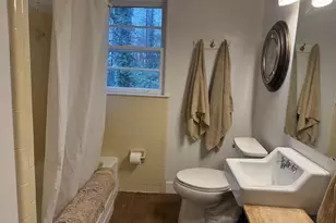 2035 Lyle Ave, College Park, GA 30337 - Photo 10
