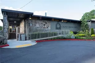 68 Montre Square NW, Atlanta, GA 30327 - Photo 32