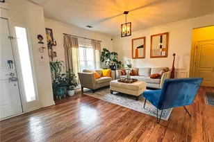 1098 Dixie Belle Ct, Lawrenceville, GA 30045 - Photo 6