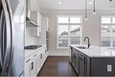 109 Village Green Avenue, Woodstock, GA 30189 - Photo 12