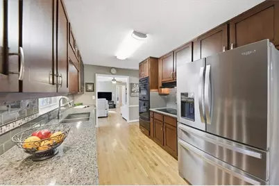 2334 Pine Point Drive, Lawrenceville, GA 30043 - Photo 20