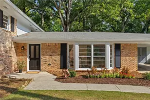 3440 Embry Cir, Atlanta, GA 30341 - Photo 2