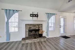 221 MacKenzie Ct, Canton, GA 30115 - Photo 10