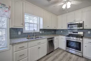 221 MacKenzie Ct, Canton, GA 30115 - Photo 12