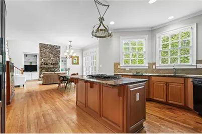 1169 Dawn View Lane NW, Atlanta, GA 30327 - Photo 14