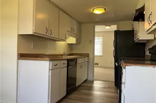 6354 Shannon Pkwy, Union City, GA 30291 - Photo 4