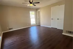 175 Lakeshore Cir SE, Acworth, GA 30101 - Photo 8