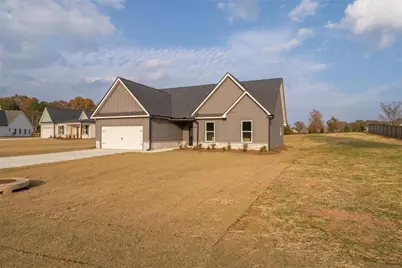 205 Squirrel Run, Good Hope, GA 30641 - Photo 2