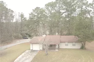 42 Skylark Ln, Jonesboro, GA 30238 - Photo 2