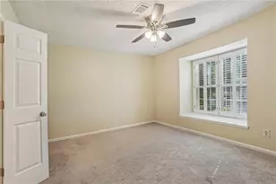 208 Bainbridge Dr, Atlanta, GA 30327 - Photo 14