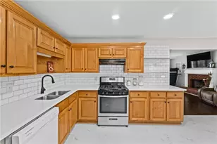 5551 Rose Ridge Ct, Flowery Branch, GA 30542 - Photo 16