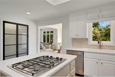 52 Paces West Drive NW, Atlanta, GA 30327 - Photo 14