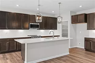 713 Crystal Lk Pkwy, Hoschton, GA 30548 - Photo 8