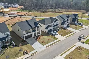 713 Crystal Lk Pkwy, Hoschton, GA 30548 - Photo 40