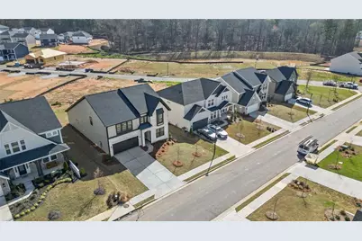 713 Crystal Lake Parkway, Hoschton, GA 30548 - Photo 40