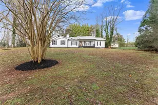 4048 Ryckeley Dr, Gainesville, GA 30504 - Photo 4