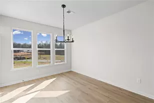 737 Crystal Lk Pkwy, Hoschton, GA 30548 - Photo 14