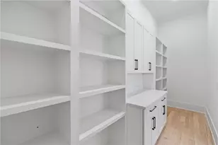 816 Hillwood Dr, Marietta, GA 30068 - Photo 36