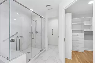 2660 Peachtree Rd NW, Atlanta, GA 30305 - Photo 24