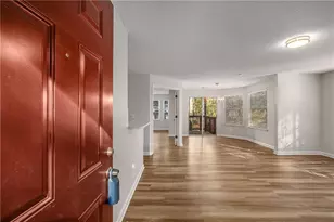 1019 Sandy Ln Dr, Alpharetta, GA 30022 - Photo 4