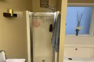 4176 Round Stone Dr, Snellville, GA 30039 - Photo 24