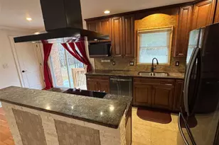 837 Parkstone Dr, Stone Mountain, GA 30083 - Photo 14