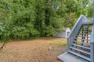 1226 Thomas Rd, Decatur, GA 30030 - Photo 10