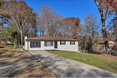 4385 Donegal Circle, Lithia Springs, GA 30122 - Photo 2