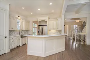 208 Clarion Ave, Decatur, GA 30030 - Photo 14