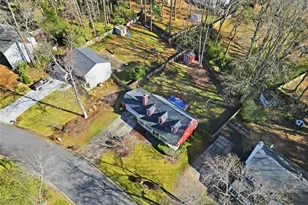 225 Barrington Dr E, Roswell, GA 30076 - Photo 34