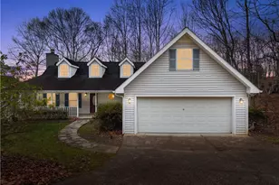 9260 Bayhill Dr, Gainesville, GA 30506 - Photo 1