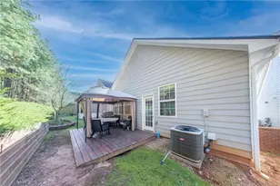 404 Pierpont Ct, Canton, GA 30114 - Photo 16