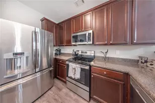 404 Pierpont Ct, Canton, GA 30114 - Photo 4