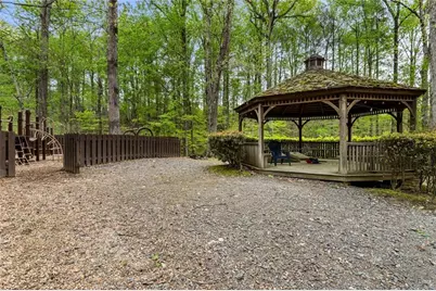 2238 Parkview Court NW, Atlanta, GA 30318 - Photo 40