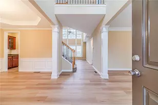 373 Pasatiempo Ln, Suwanee, GA 30024 - Photo 10