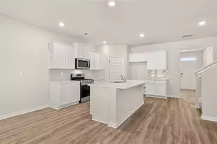 1898 Roxey Land, Winder, GA 30680 - Photo 6