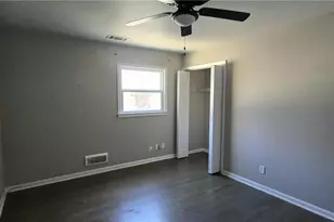 875 S Hairston Rd, Stone Mountain, GA 30088 - Photo 16