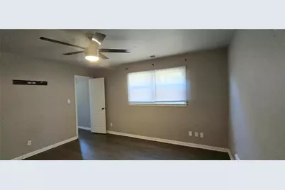 875 S Hairston Road, Stone Mountain, GA 30088 - Photo 14