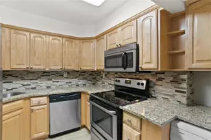 2870 Pharr Ct South NW, Atlanta, GA 30305 - Photo 12