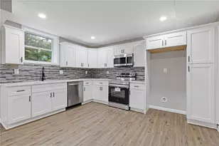 2224 Hudson Dr SW, Lilburn, GA 30047 - Photo 22