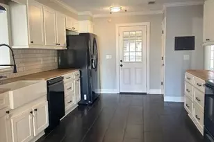 4109 Burgundy Way, Flowery Branch, GA 30542 - Photo 4