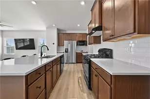 232 Salt Lk Ln, Hoschton, GA 30548 - Photo 12