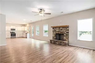 111 Hamilton Lake View Ct, Lagrange, GA 30241 - Photo 10