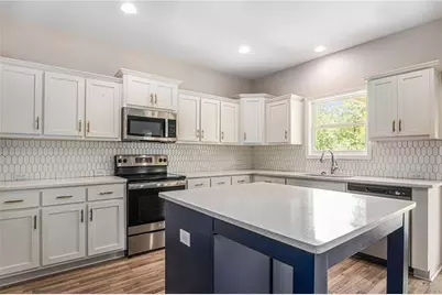 111 Hamilton Lake View Court, Lagrange, GA 30241 - Photo 4