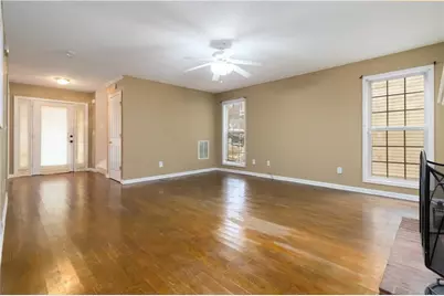 255 Camden Park Drive, Lawrenceville, GA 30046 - Photo 12