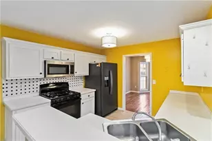 255 Camden Park Dr, Lawrenceville, GA 30046 - Photo 16